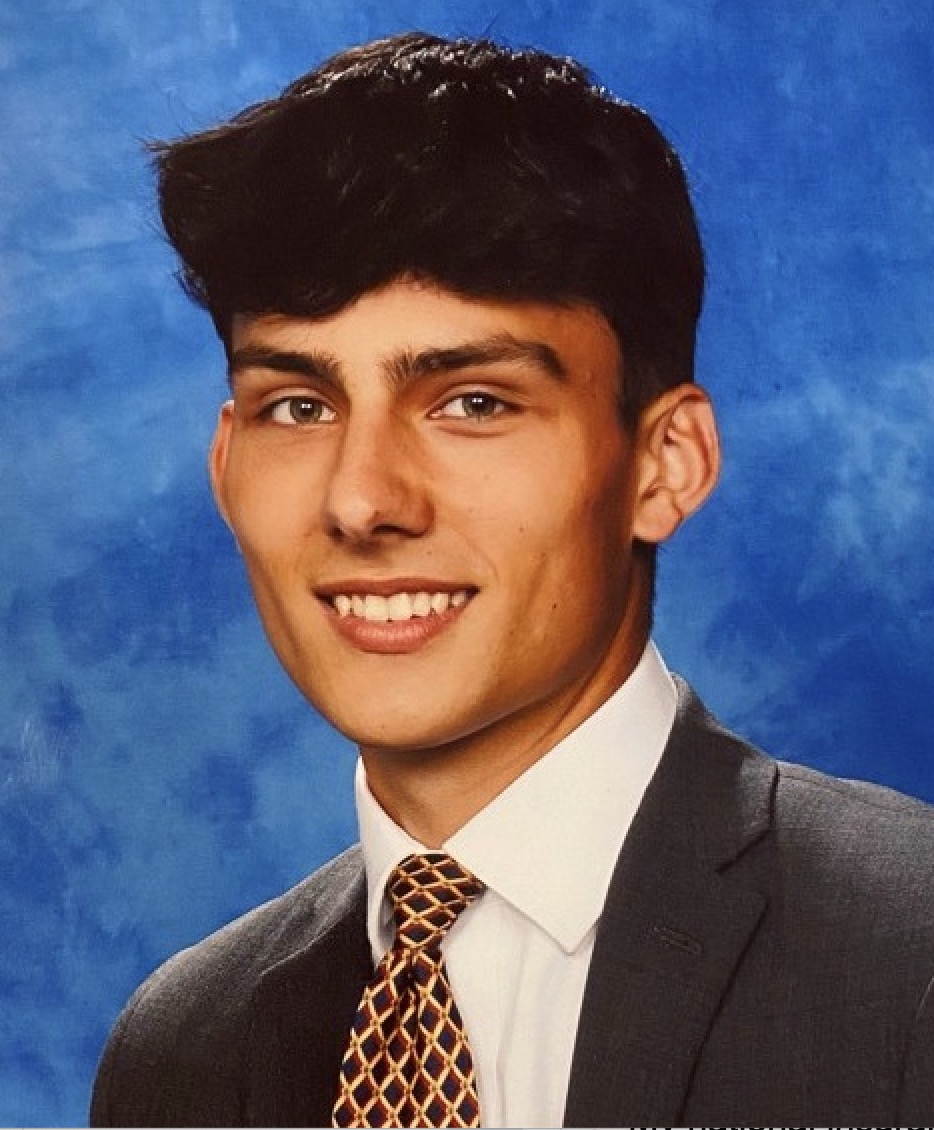 Retrato de Oliver, Especialista académico en Avandy Education